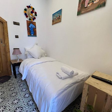 Chambre A La Medina Avec Salle De Bain Prive Tanger Eksteriør billede